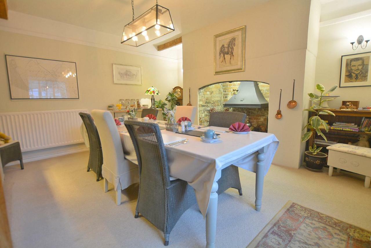 St Leonards Farmhouse Blandford Forum Extérieur photo
